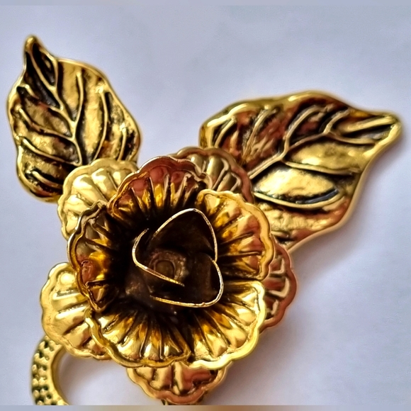 Large Antique Effect Rose & Snake Earrings - Gothic Style - Picture 4 of 8